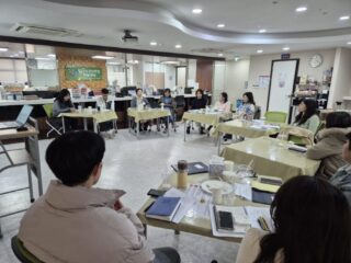 %ed%81%ac%ea%b8%b0%eb%b3%80%ed%99%9812_%eb%89%b4%ec%8a%a4%eb%a0%88%ed%84%b0-2025%eb%85%84-%ec%8b%a0%eb%85%84%ec%9b%8c%ed%81%ac%ec%88%8d-2